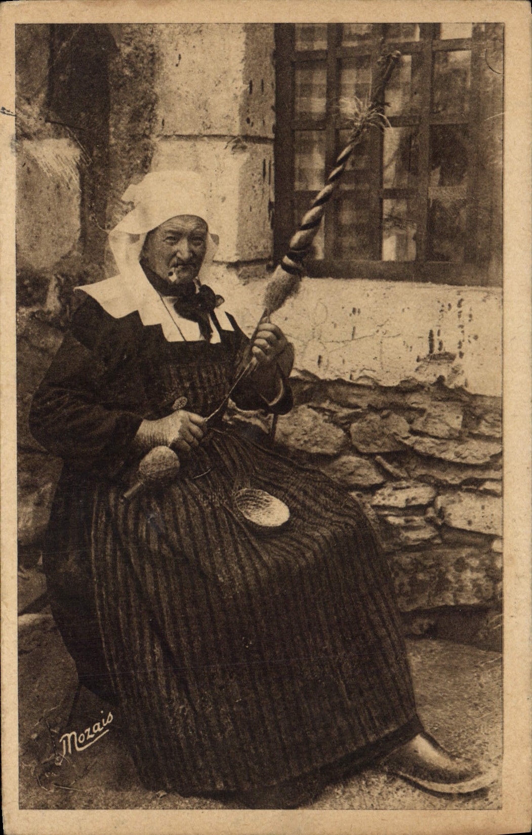 CPA Ma Douce Bretagne Vieille Fileuse de Quimper 