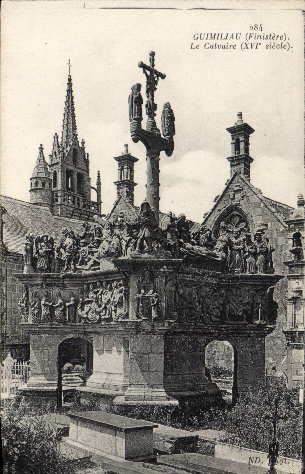 Guimiliau (Finistère) — Il Calvario (XVI secolo) — ND, n° 284
