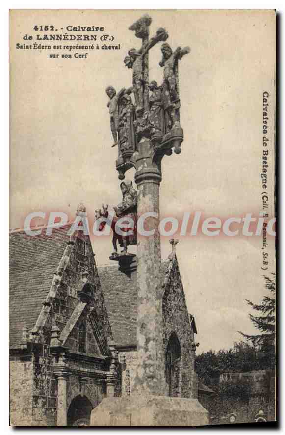 CPA Calvaires de Bretagne Calvaire de Lannedern Saint Edern est represente à cheval sur son Cerf 