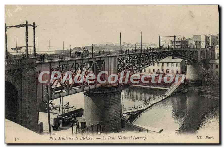 CPA Port Militaire de Brest le Pont National Fermé