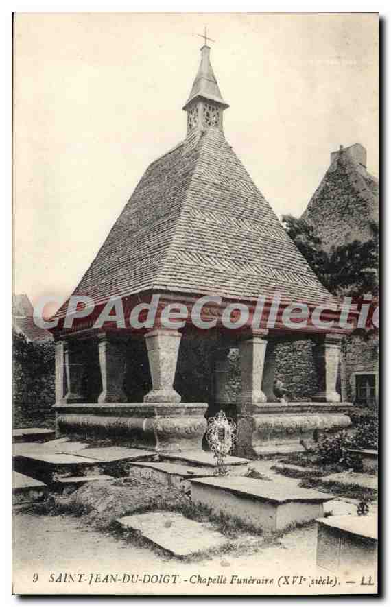 CPA Saint jean du Doigt chapelle Funeraire XVI siecle 