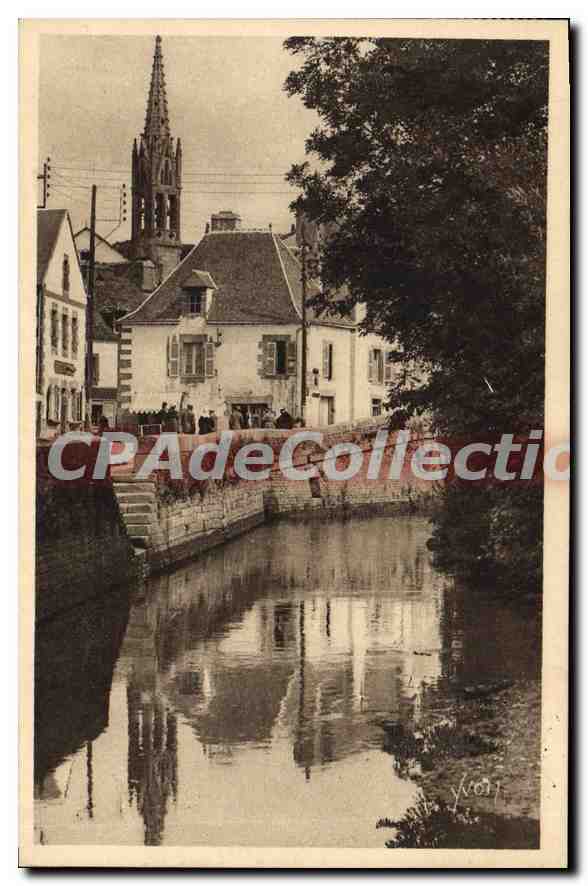CPA Bretagne Pont Aven Finistere l'Aven à travers la Ville 