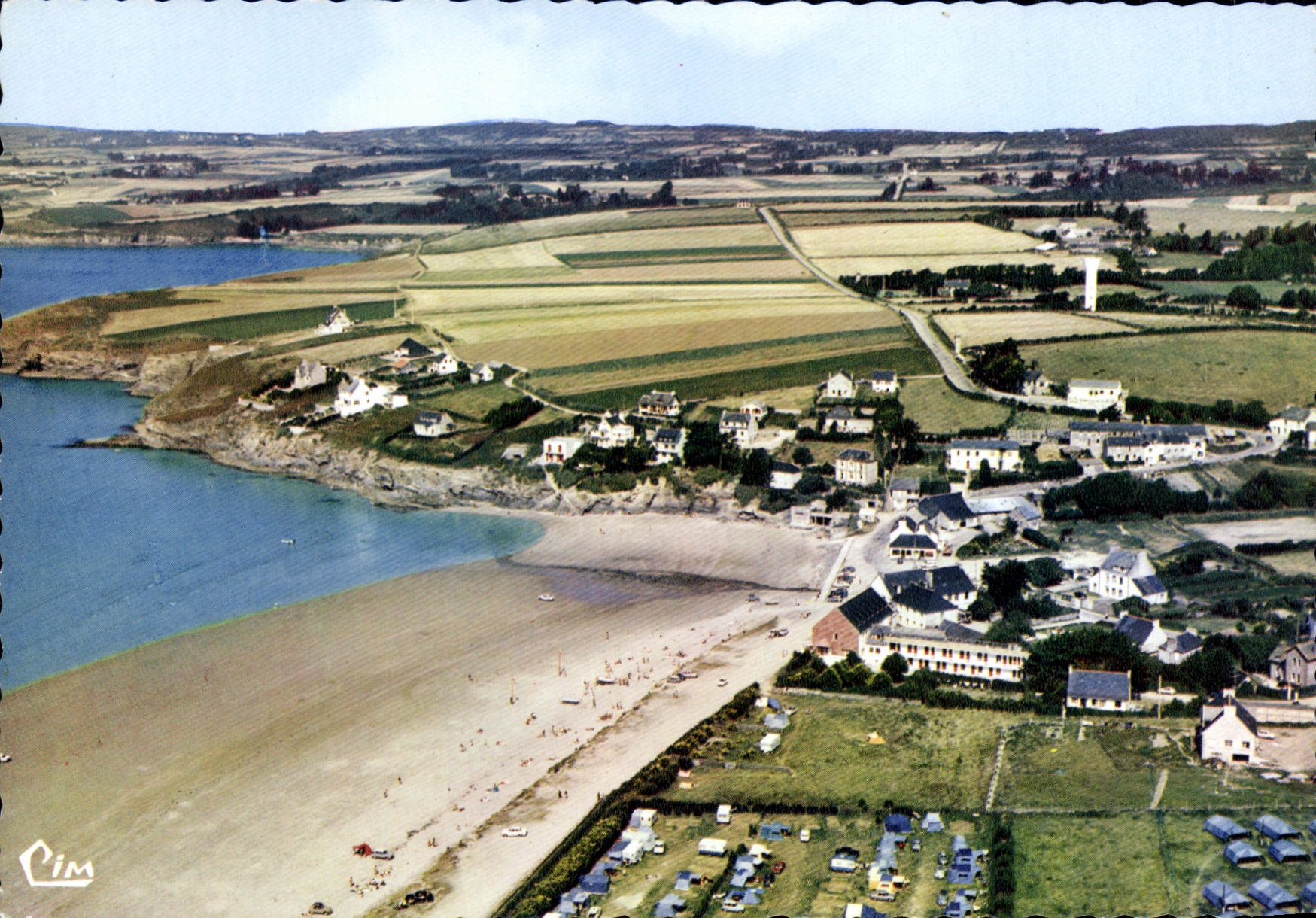 CPA ST-NIC Pentrez Plage Finistere vue aerienne sur la plage 