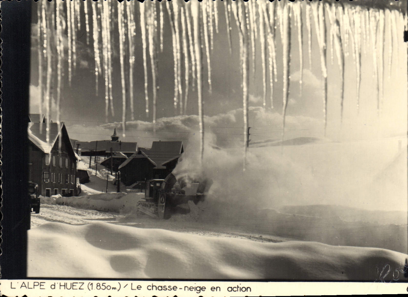 Die Alpe d'Huez (1.850m) — Der Schneepflug in Aktion — unbekannter Verleger