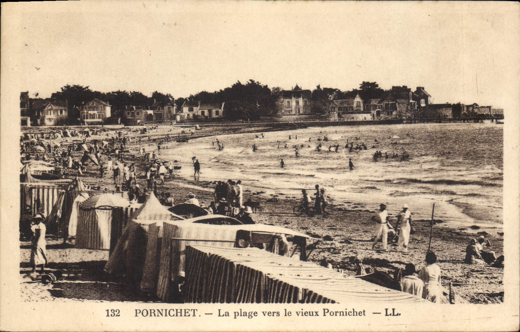CPA Pornichet La Plage vers le vieux Pornichet 