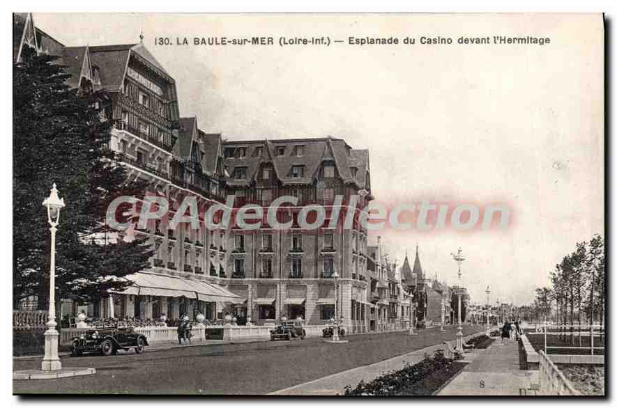 CPA La Baule sur Mer L Inf Esplanade du Casino devant l'Hermitage 