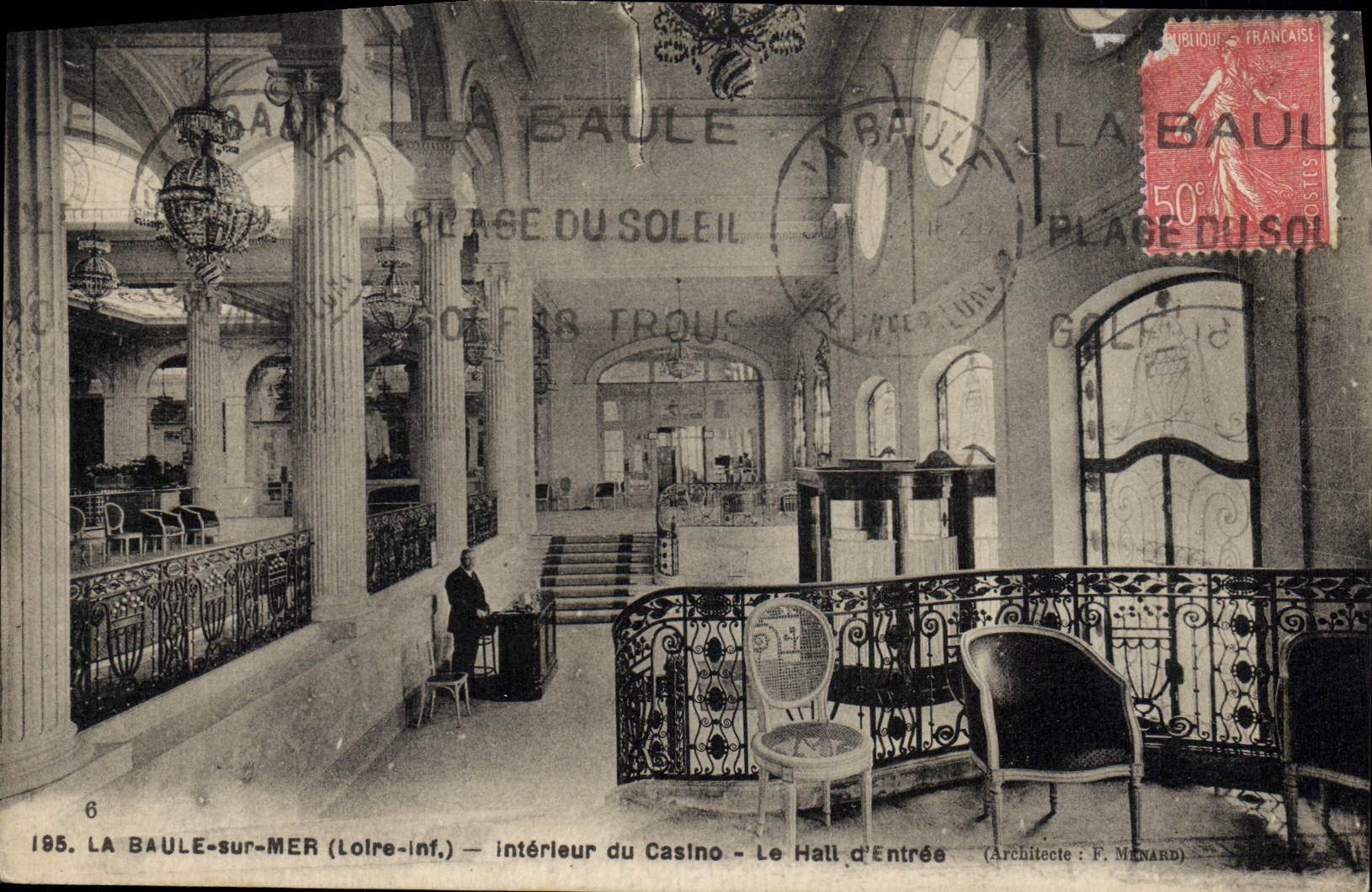 CPA La Baule sur Mer L Inf Interieur du Casino Le Hall d'Entrée 