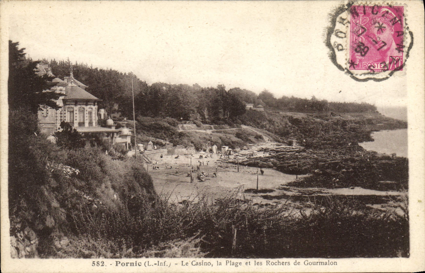 CPA Pornic L Inf Le Casino la Plage et les Rochers de Gourmalon 