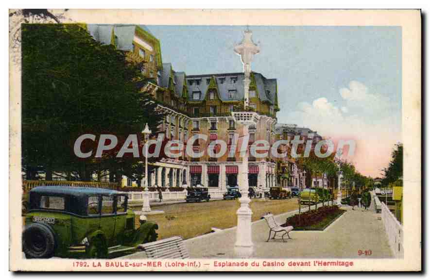 CPA La Baule sur Mer L Inf Esplanade du Casino devant l'Hermitage 