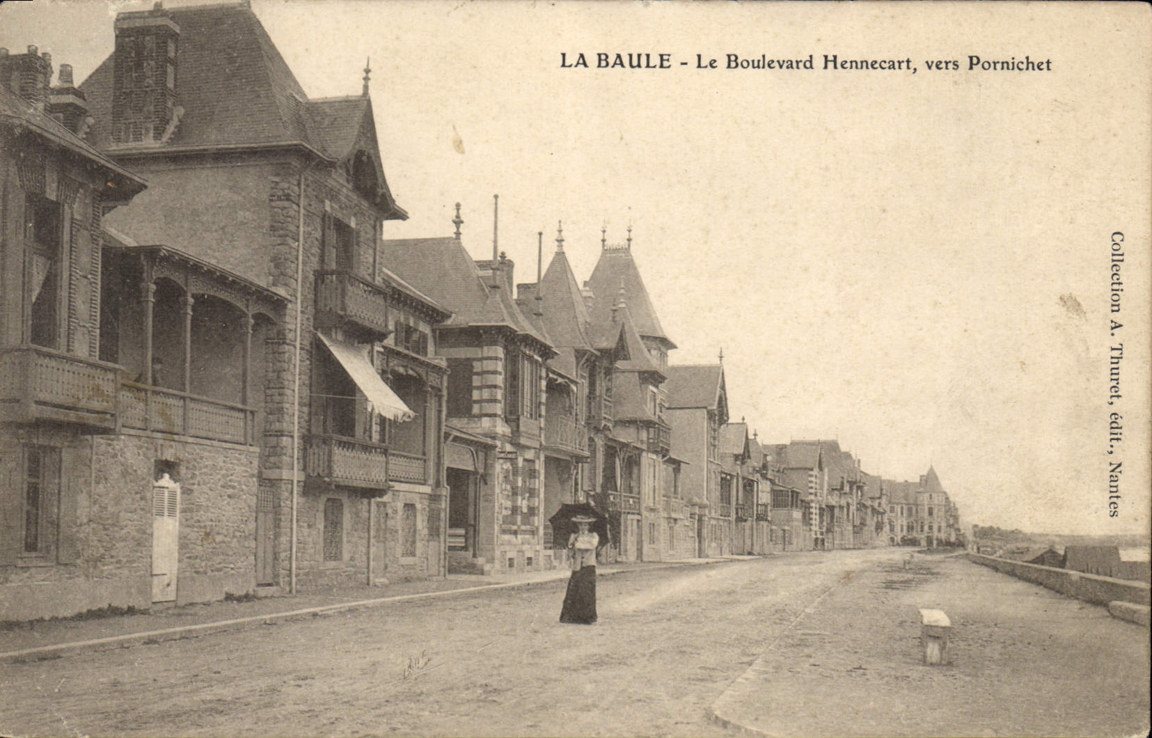 CPA La Baule Le Boulevard Hennecart vers Pornichet 