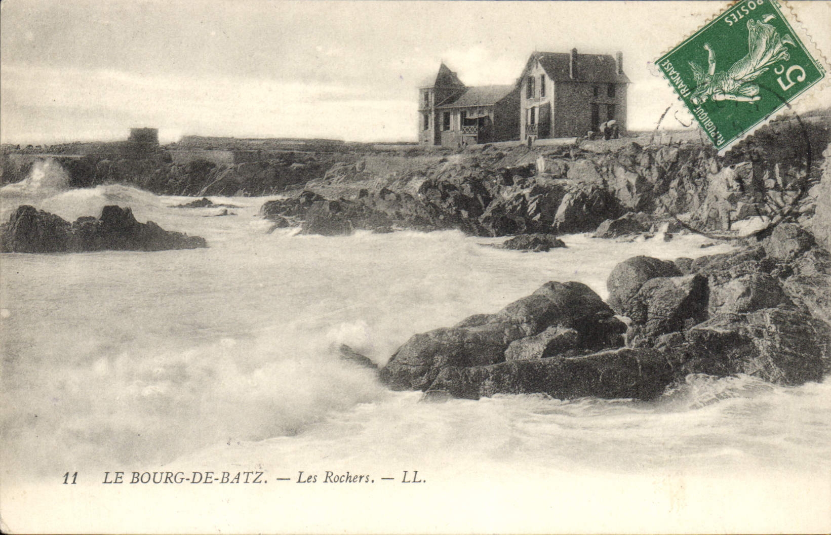 LE BOURG-DE-BATZ — Les Rochers — LL.