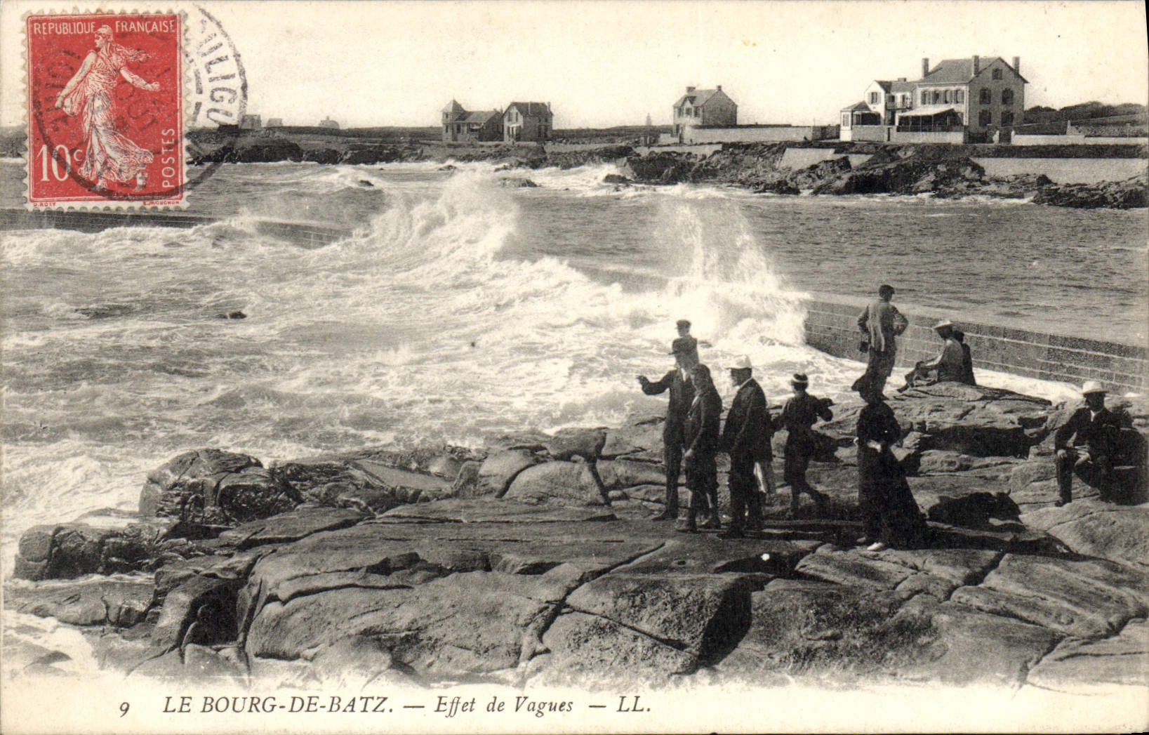 CPA Le Bourg de Batz Effet de Vagues 