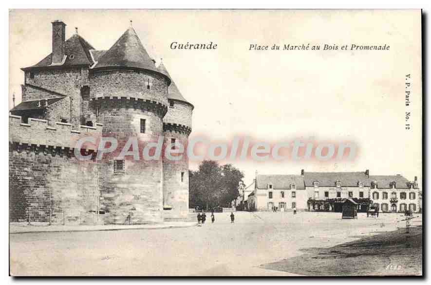 CPA Guerande Place du Marché au Bois et Promenade 