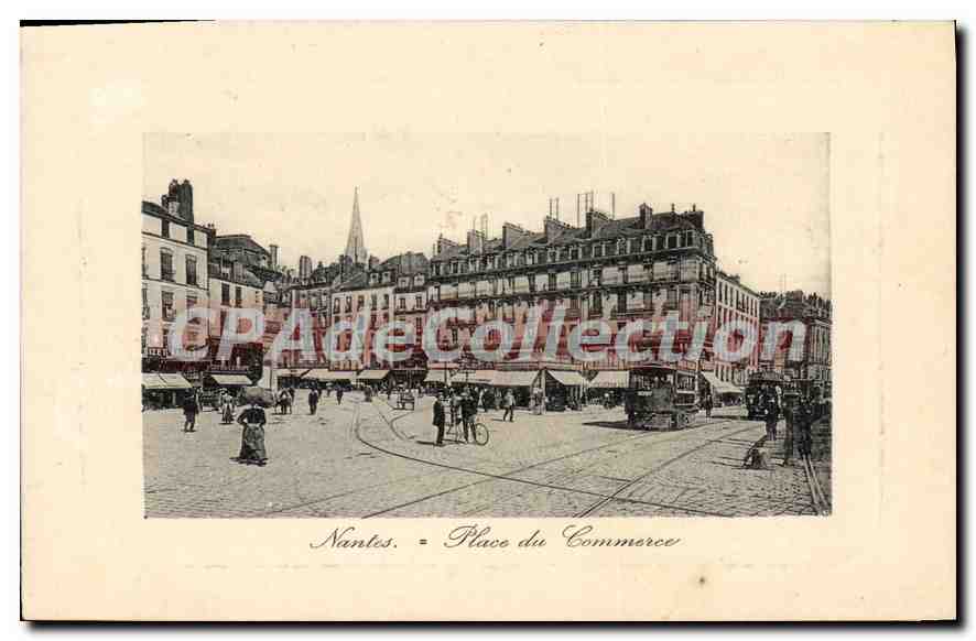 CPA Nantes Place du Commerce 