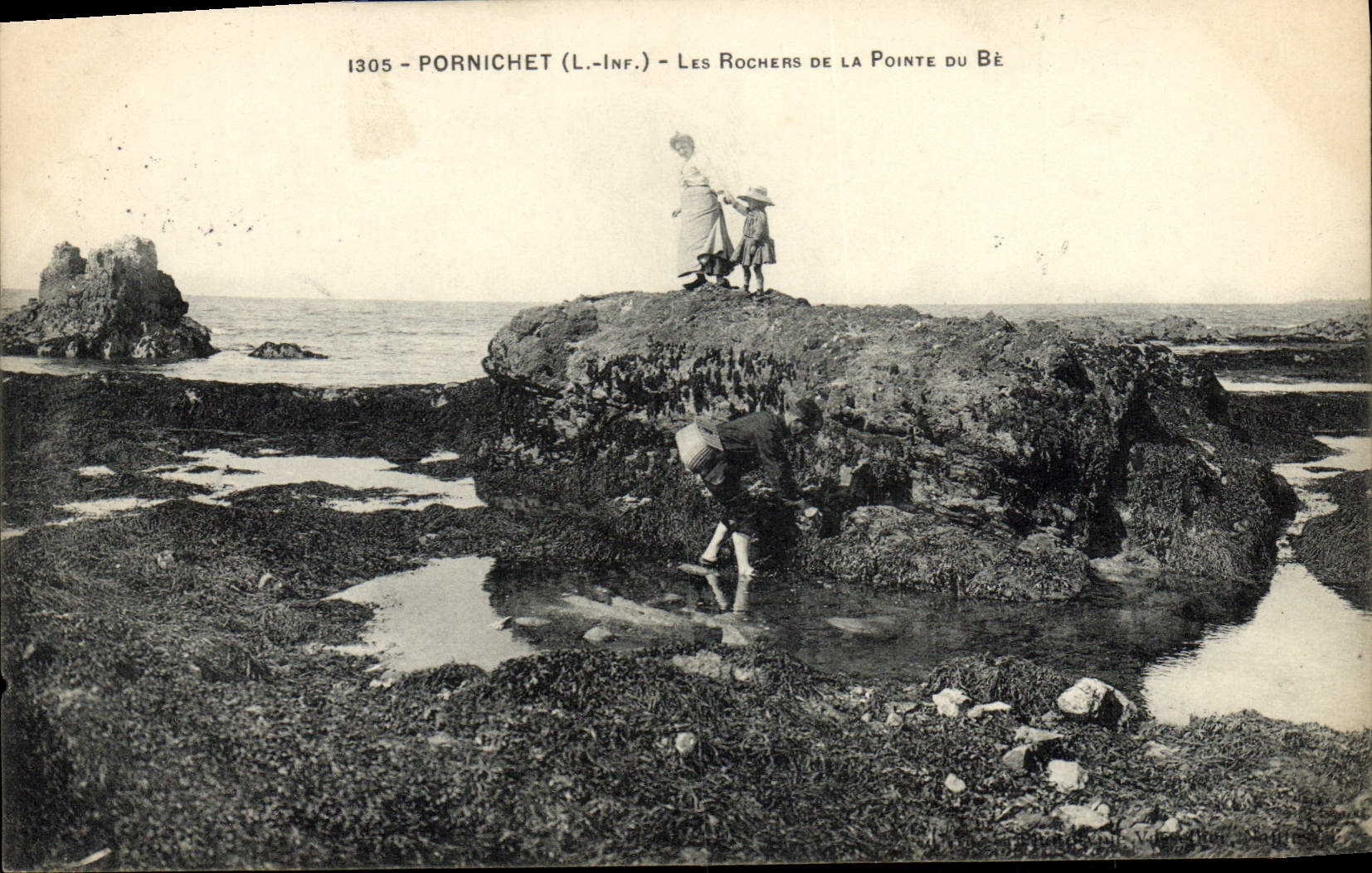 CPA Pornichet L Inf Les Rochers de la Pointe du Be 