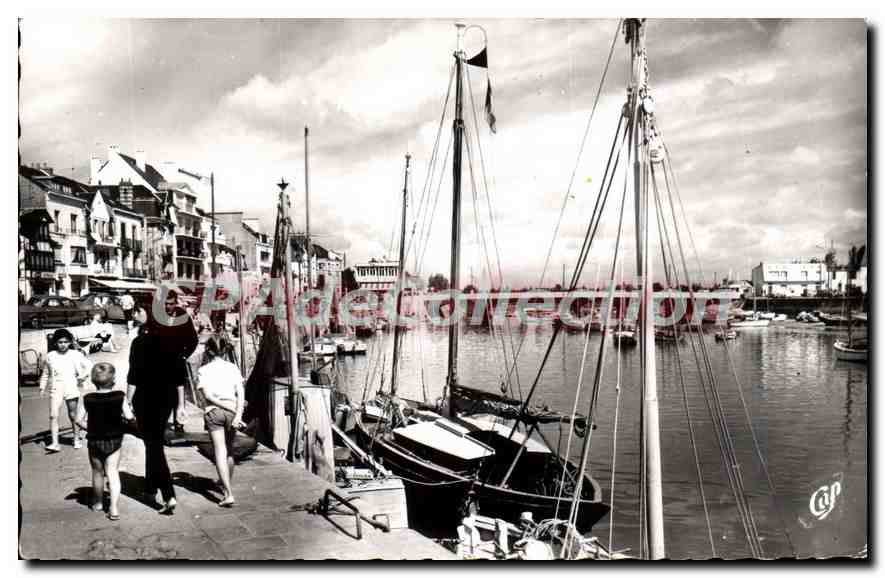 CPA Le Pouliguen Le Port 