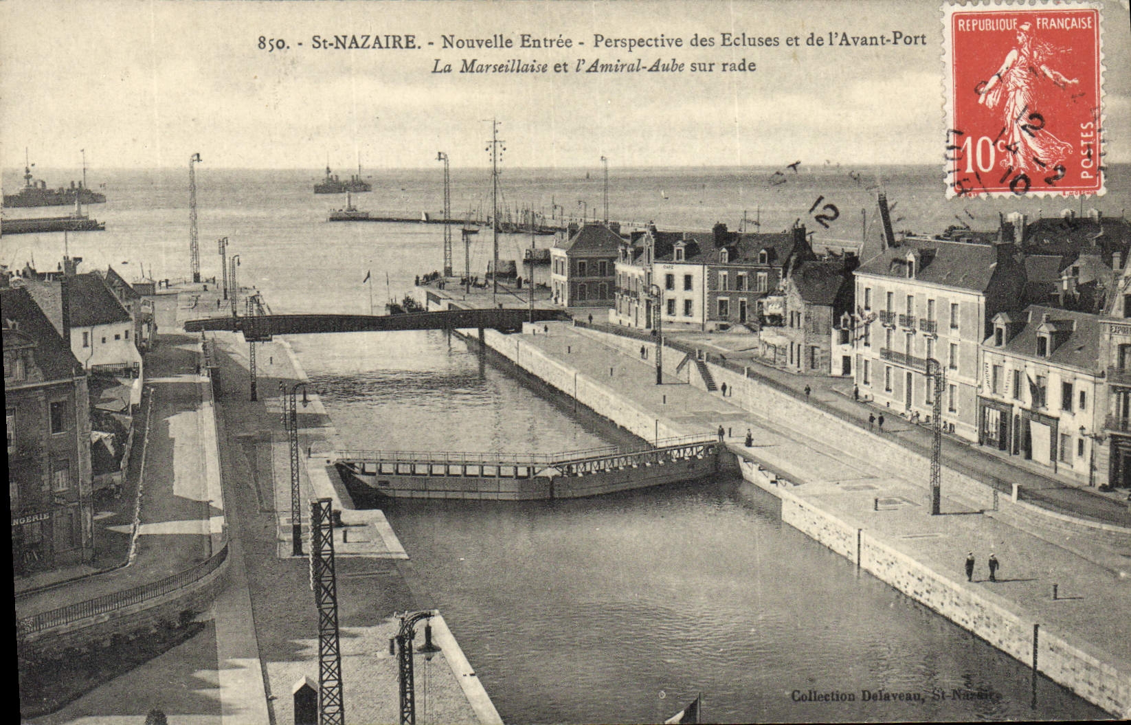 CPA St Nazaire Nouvelle Entree Perspective des Ecluses et de l'Avant port la marseillaise et l'amira