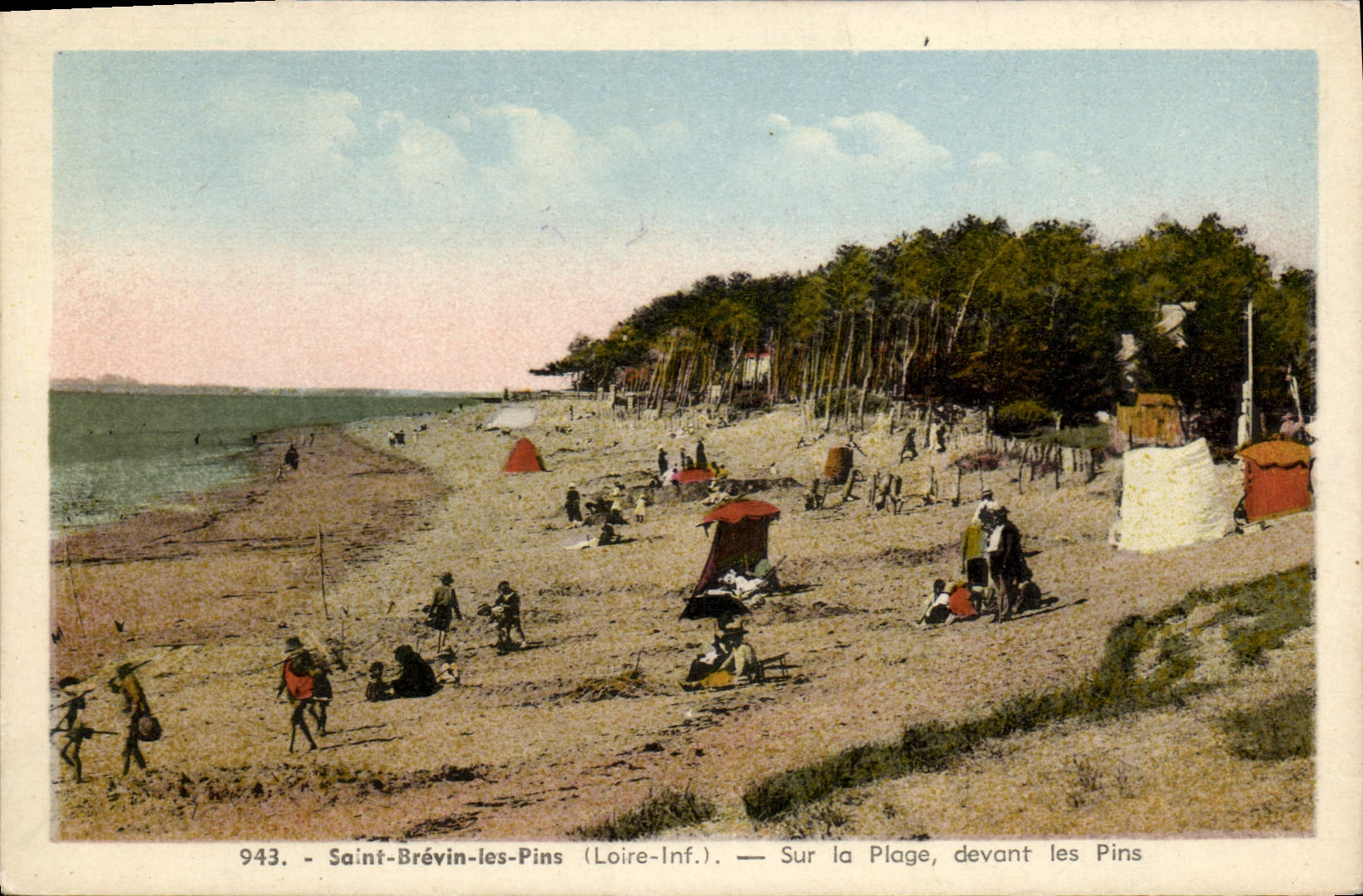 CPA Saint Brevin les Pins Loire Inf Sur la Plage devant les Pins 