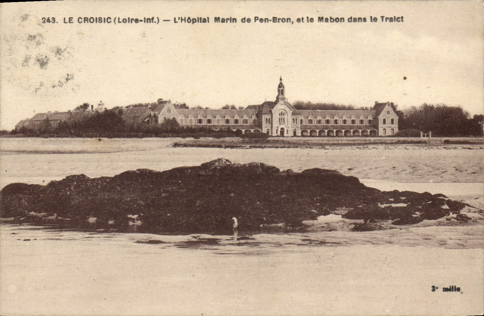 CPA Le Croisic Loire Inf l'Hopital Marin de Pen Bron et le Mabon dans le Traict 
