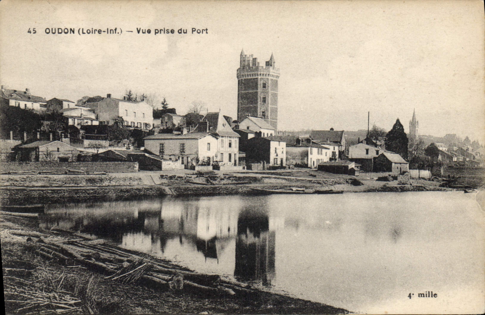 CPA Oudon Loire Inf Vue prise du Port 
