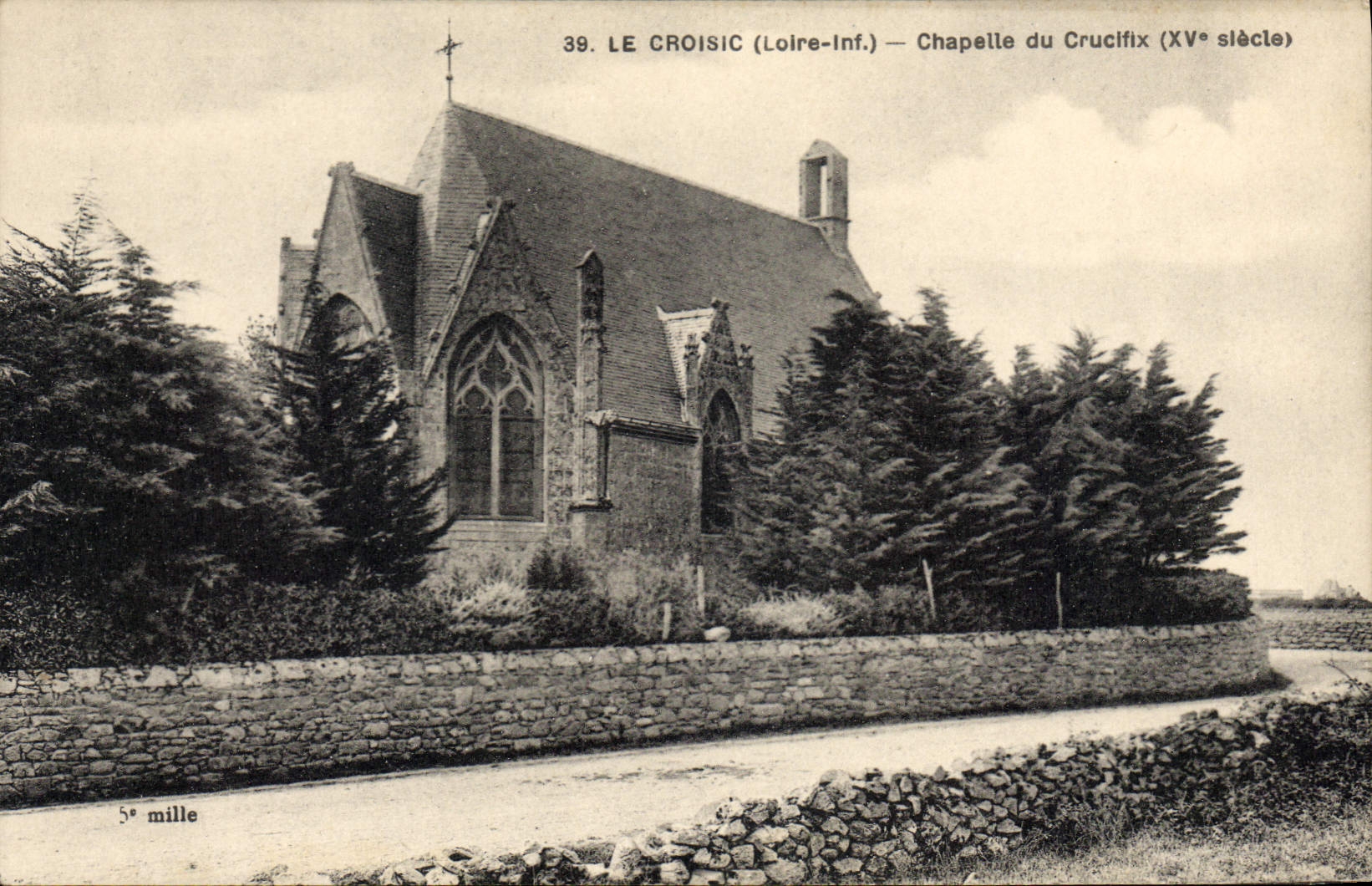 CPA Le Croisic Loire Inf Chapelle du Crucifix 
