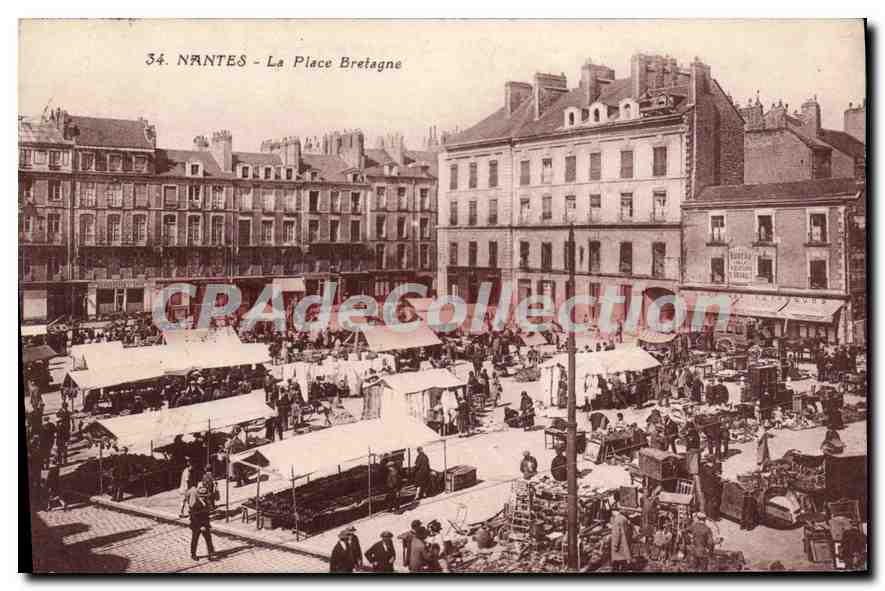 CPA Nantes la place Bretagne jour de marché