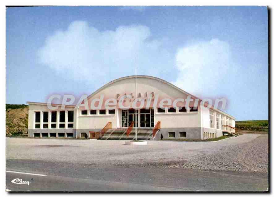 CPSM Le Loroux Bottereau Loire Atl le palais des Congres 