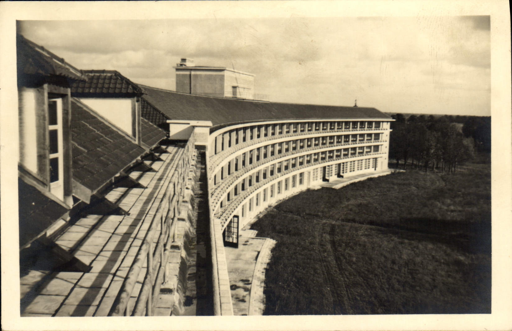 CPA Neufmoutiers en Brie le Nouveau Sanatorium 