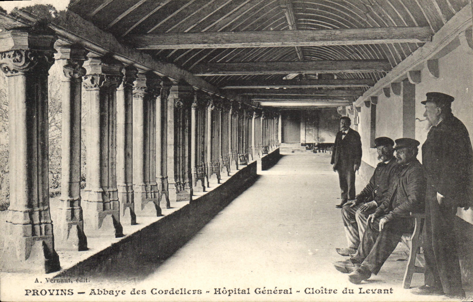 Provins — Abbaye des Cordeliers — Hôpital Général — Cloître du Levant — A. Vernant, éd.