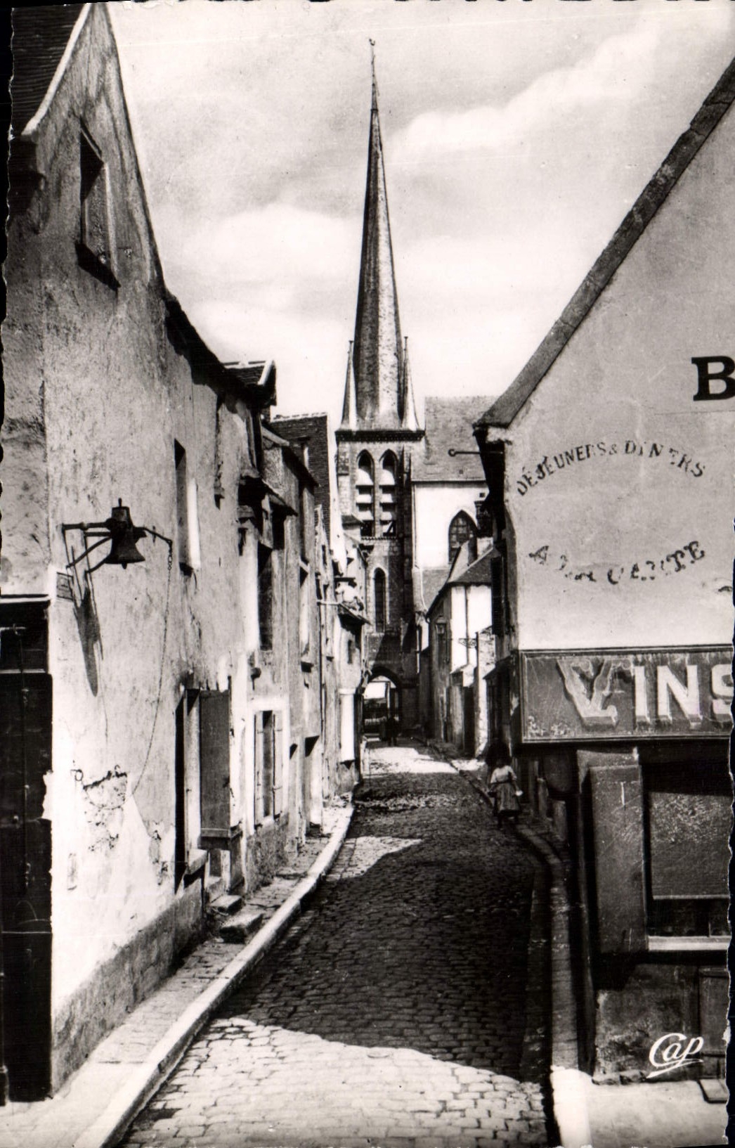 Nemours — Rue du Prieuré et les Vieilles maisons — C.A.P. (51)