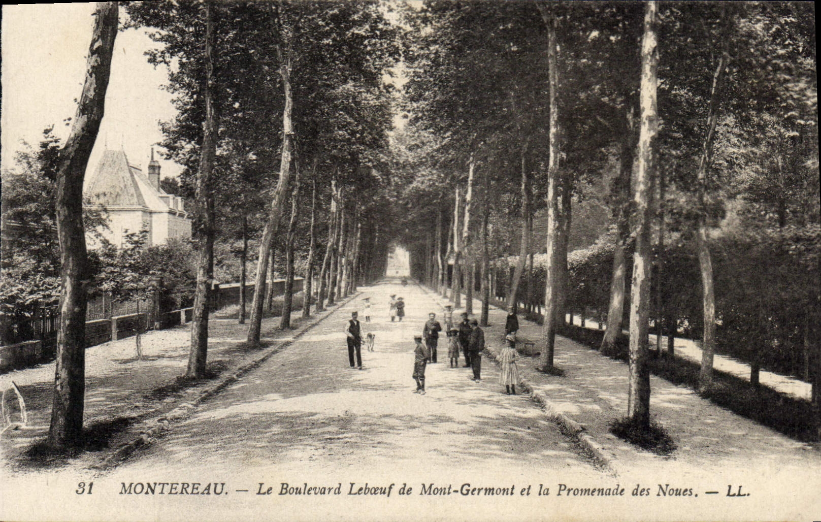Montereau — Le Boulevard Lebœuf de Mont-Germon et la Promenade des Noues — LL.
