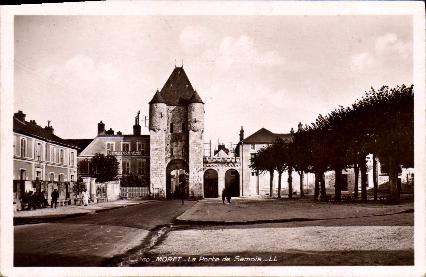 La Porte de Samois — Moret — Photographie LL