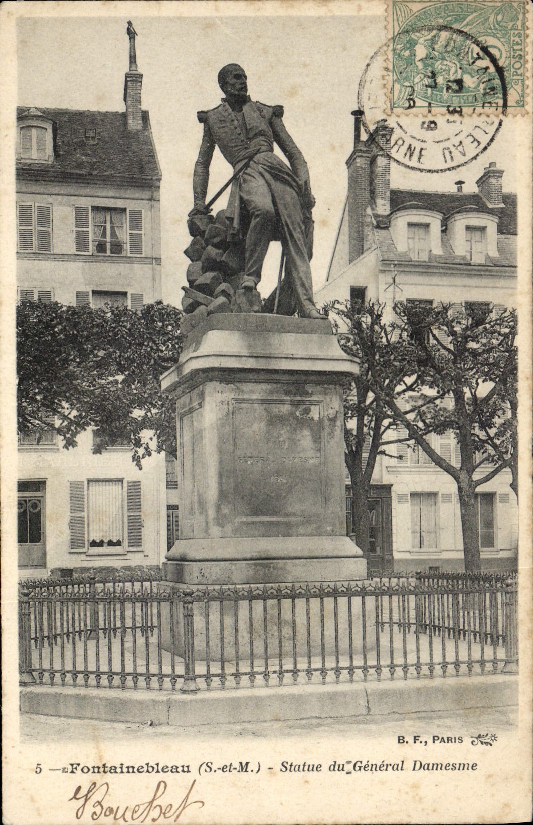 Fontainebleau (S.-et-M.) — Statua generała Damesme — B. F., PARIS