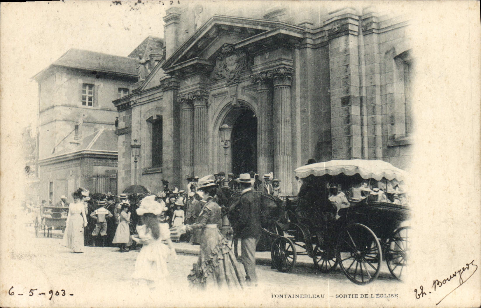 Fontainebleau — Sortie de l'église — Ch. Bourggers