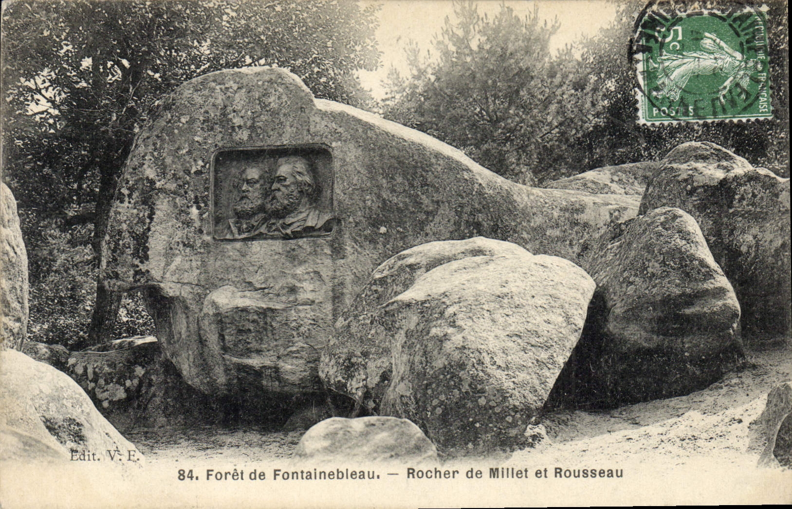 Forêt de Fontainebleau — Rocher de Millet et Rousseau — Edit. V. E.