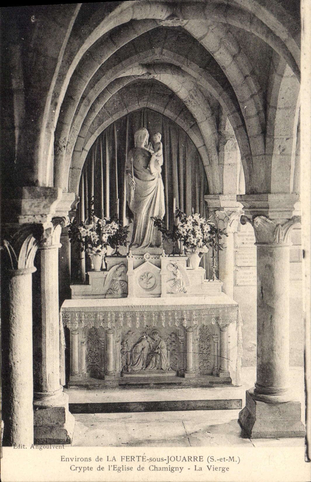 Kapelle van de Kerk van Chamigny — De Maagd — Ed. Angoulvent