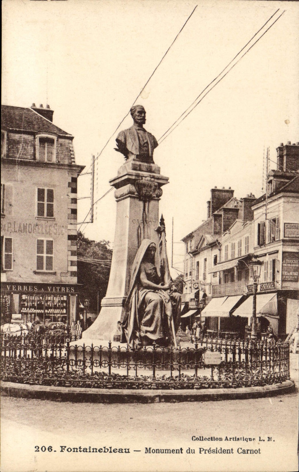Fontainebleau — Monumento del Presidente Carnot — Collezione Artistica L. M.