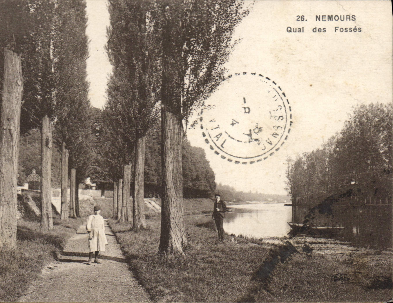 CPA Nemours Quai des Fosses