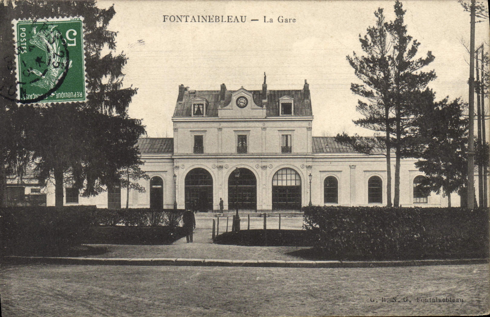 Fontainebleau — La Gare — G. R. N. G. Fontainebleau