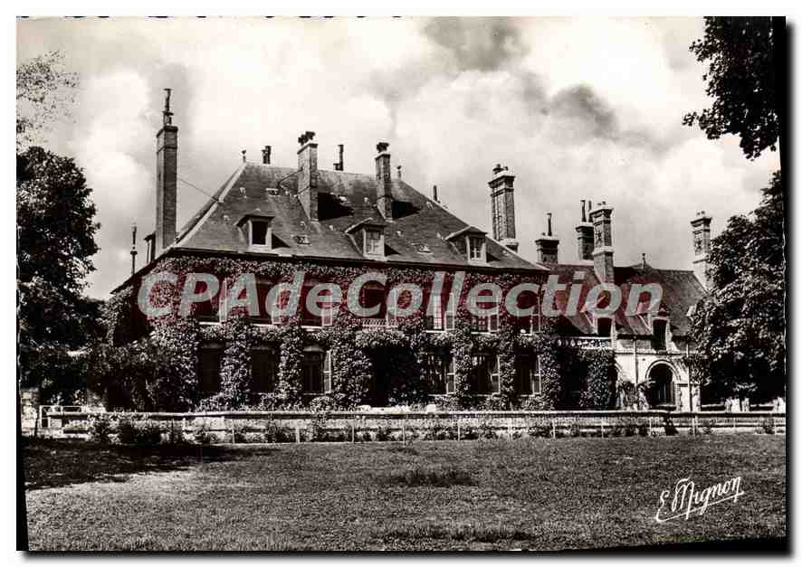 CPSM Villebeon (S et M) Le Chateau de Villeniard