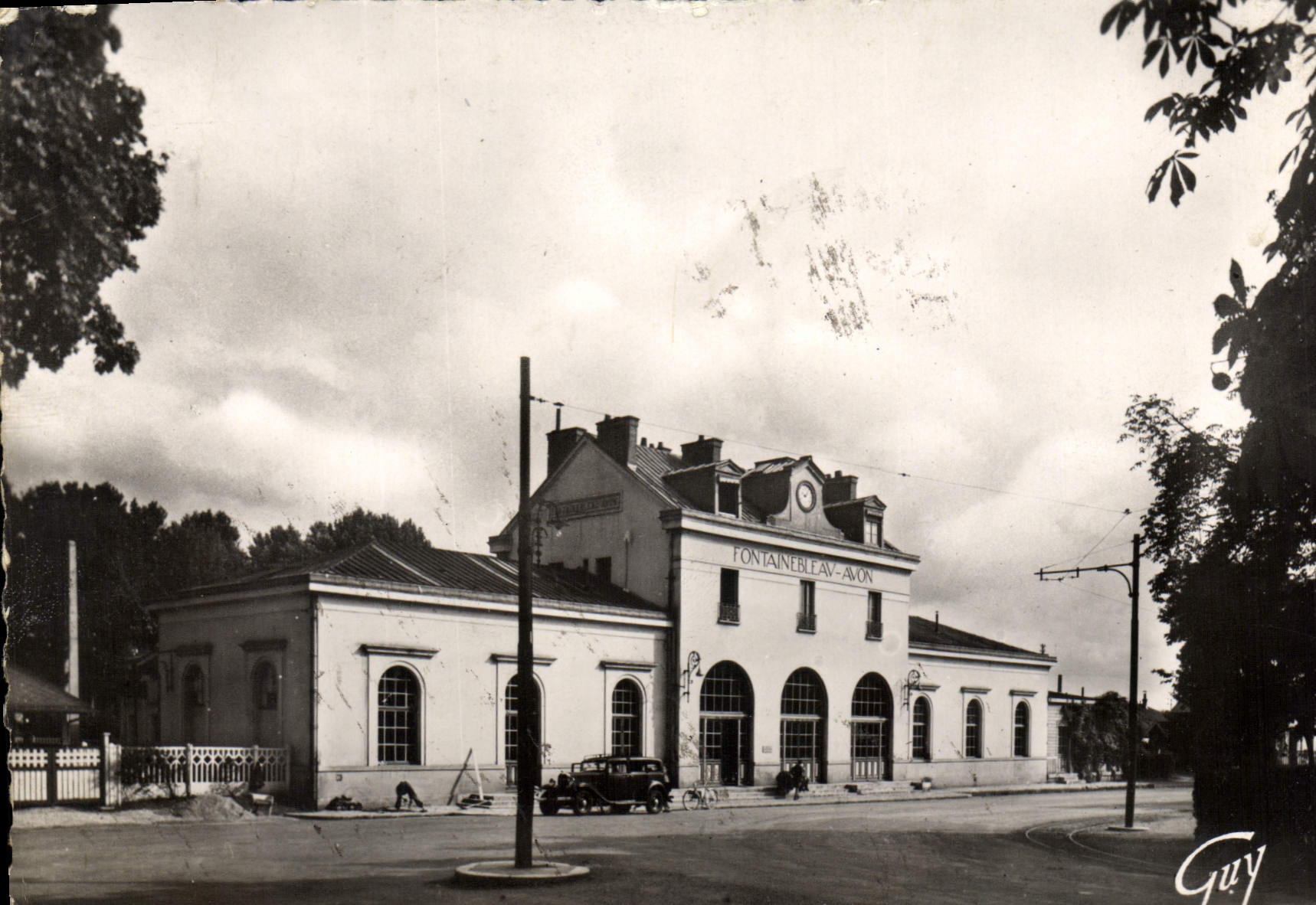 CPSM Avon (Seine et Marne) La Gare de Fontainbleau Avon