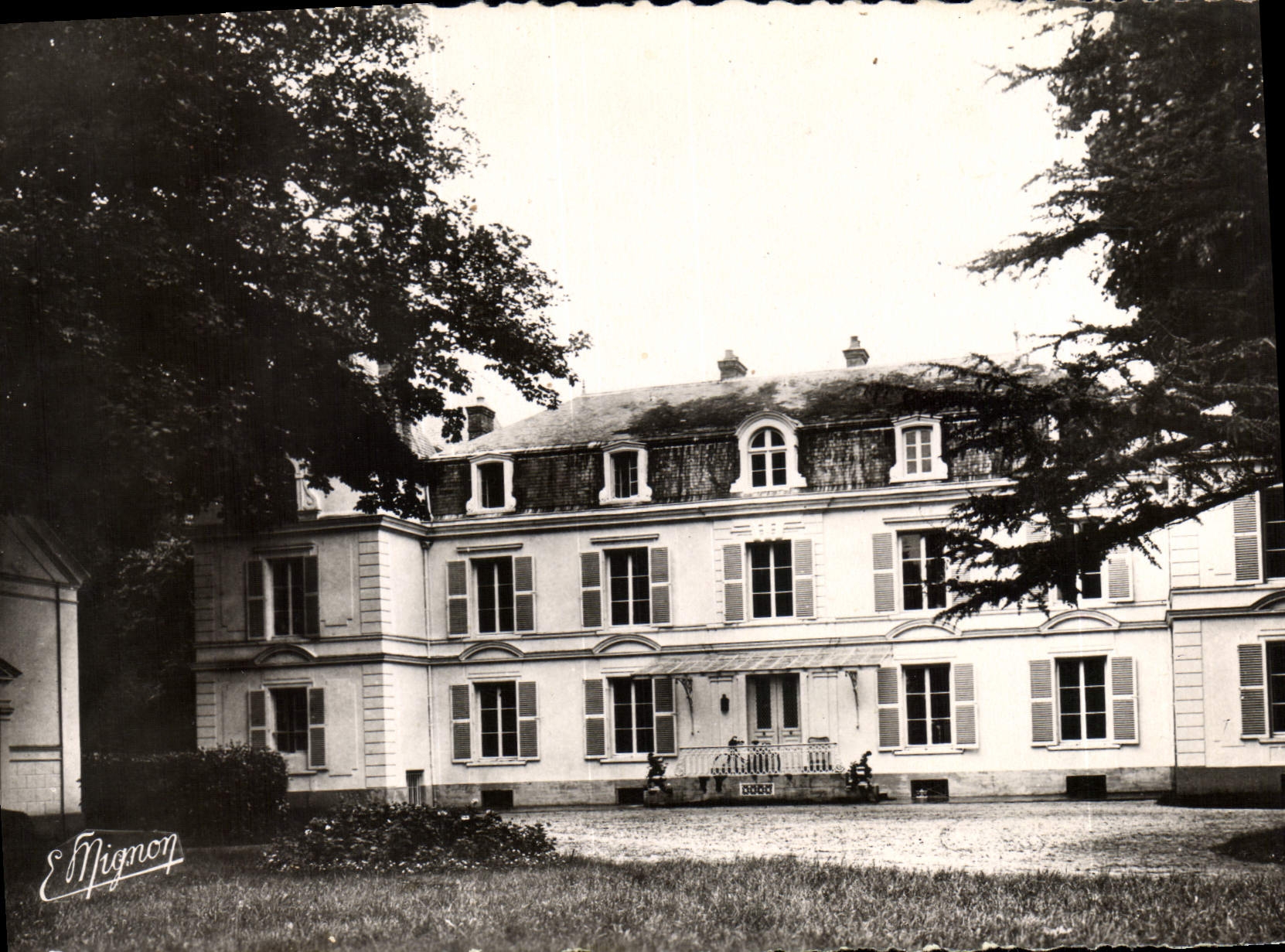 CPSM Bombon (S et M) Le Chateau de Montay