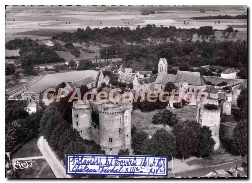 CPSM Blandy les Tours (S et M) Vue aerienne Chateau Feodal du XIIIe et XIVe s