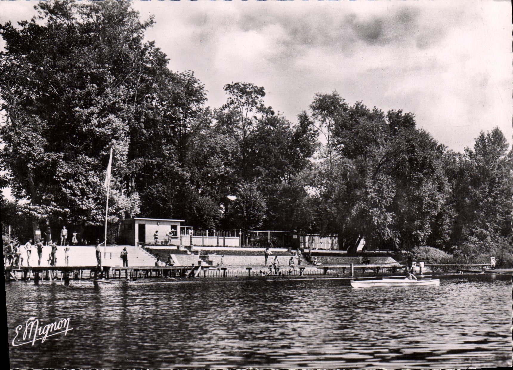 La Plage à La Ferté-sous-Jouarre — Éditeur E. Mignony, n°4393