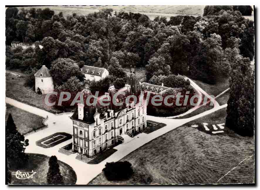Montray (S.-et-M.) — Aerial View of the Castle — Éditions Aériennes IMP. MACON
