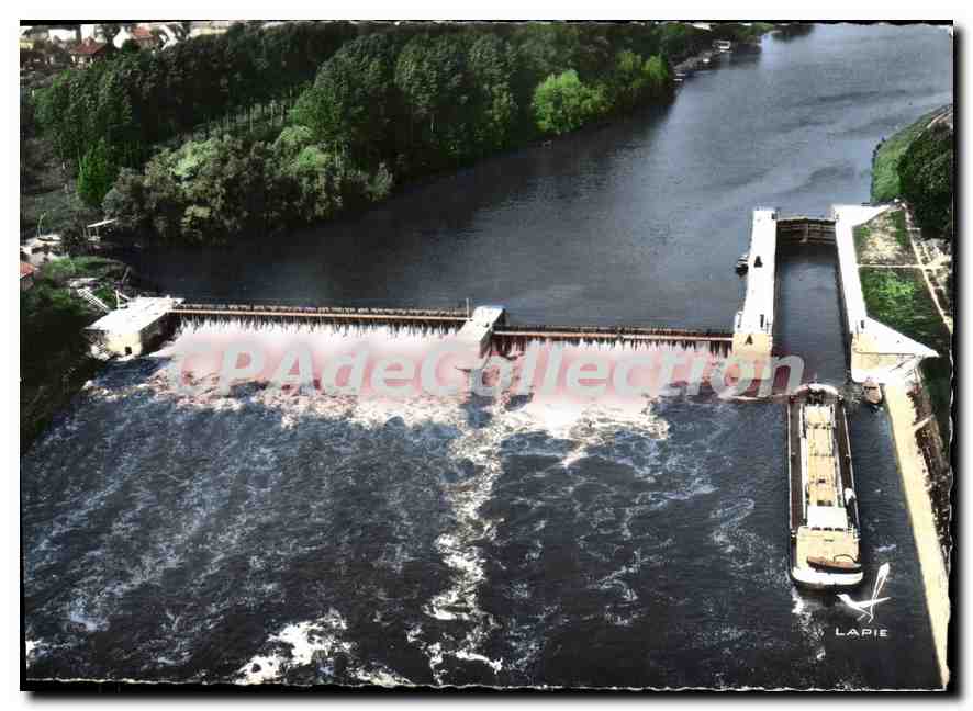 Schleusentor eines Dams — Isles-les-Meloues (S.-et-M.) — Edition Lapie