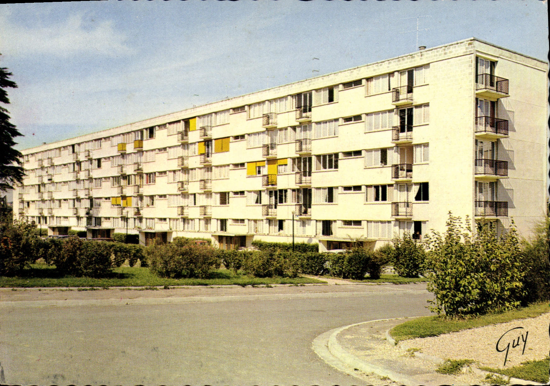Immeuble résidentiel — Lagny-sur-Marne — Éditeur André Leconte, n° de série 38