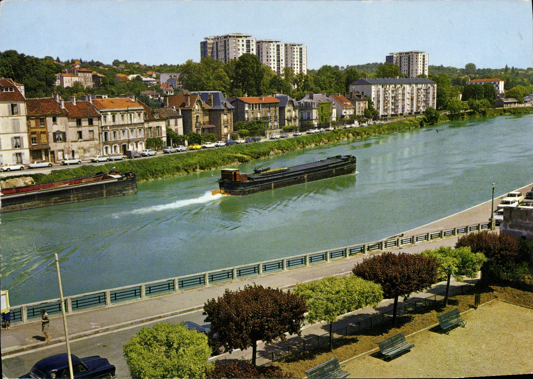 CPSM Lagny Thorigny (S et M) Bords de Marne
