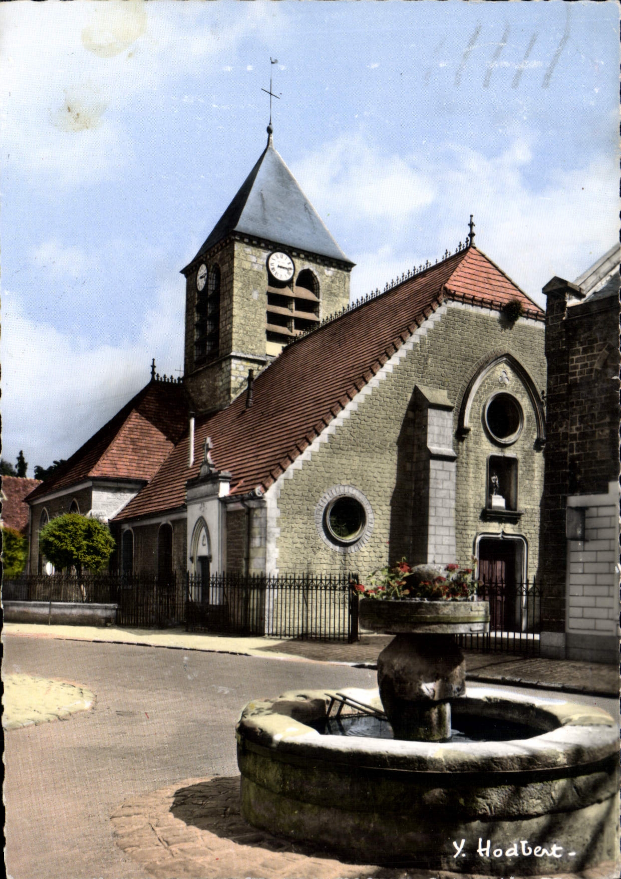 CPSM La Ferte Gaucher (Seine et Marne) L'Eglise Paroissiale Saint Romain (XIII XVI siecle)