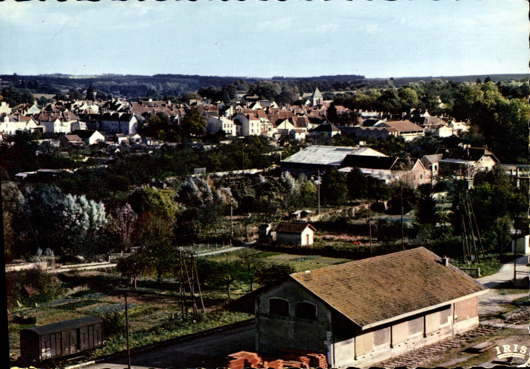 CPSM La Ferte Gaucher (Seine et Marne) Panorama sur la ville depuis le haut des silos